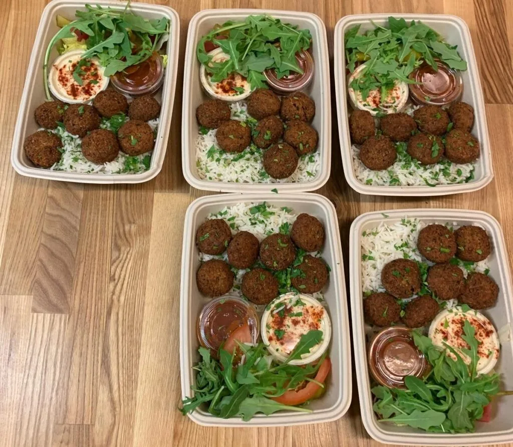 Falafel Hummus